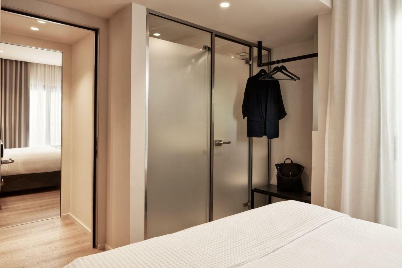 Urban Frame Plaka Hotel Атина Екстериор снимка
