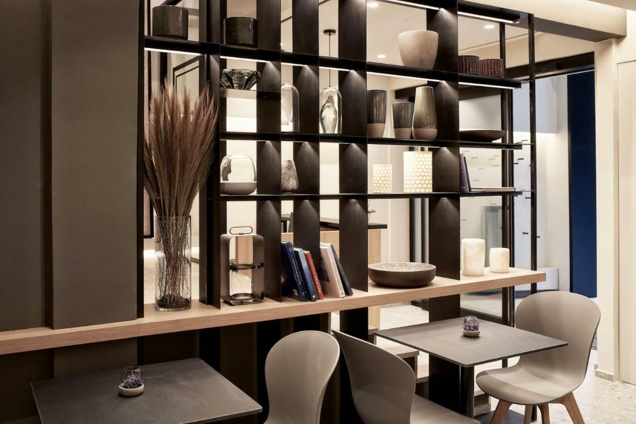 Urban Frame Plaka Hotel Атина Екстериор снимка