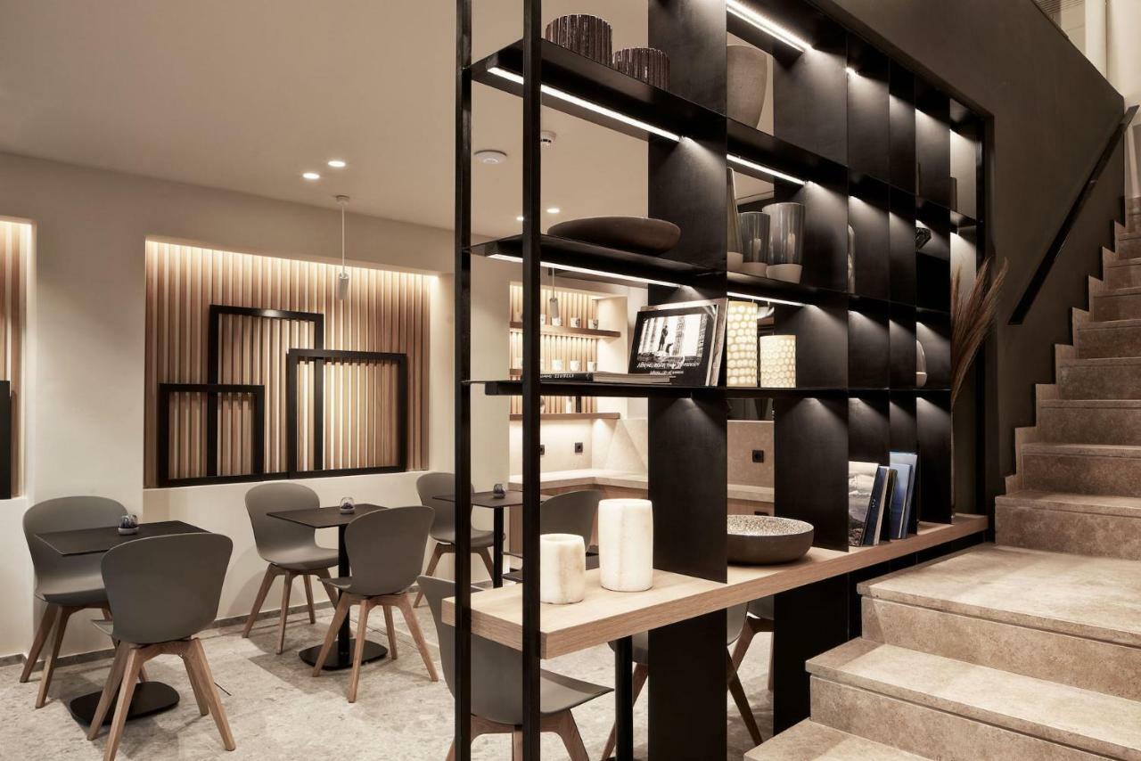 Urban Frame Plaka Hotel Атина Екстериор снимка