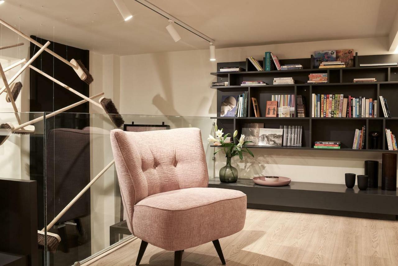 Urban Frame Plaka Hotel Атина Екстериор снимка